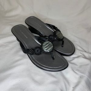 Small wedge sandals